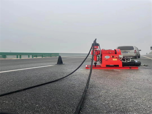 盐亭马路路基路面开裂下沉注浆加固灌浆